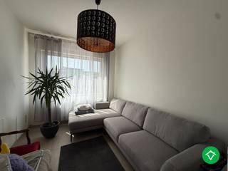 Deze volledig vernieuwde woning bestaat uit: inkomhal - zij-ingang - voorplaats - living - keuken - terras - tuin - tuinberging - wasplaats...