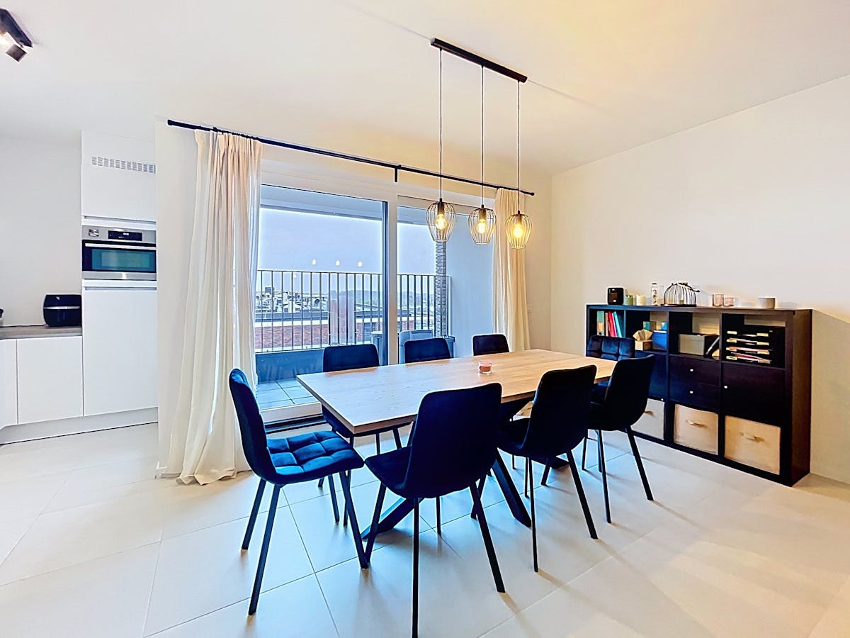 Appartement de 2 chambres récemment construit à la gare - photo 2