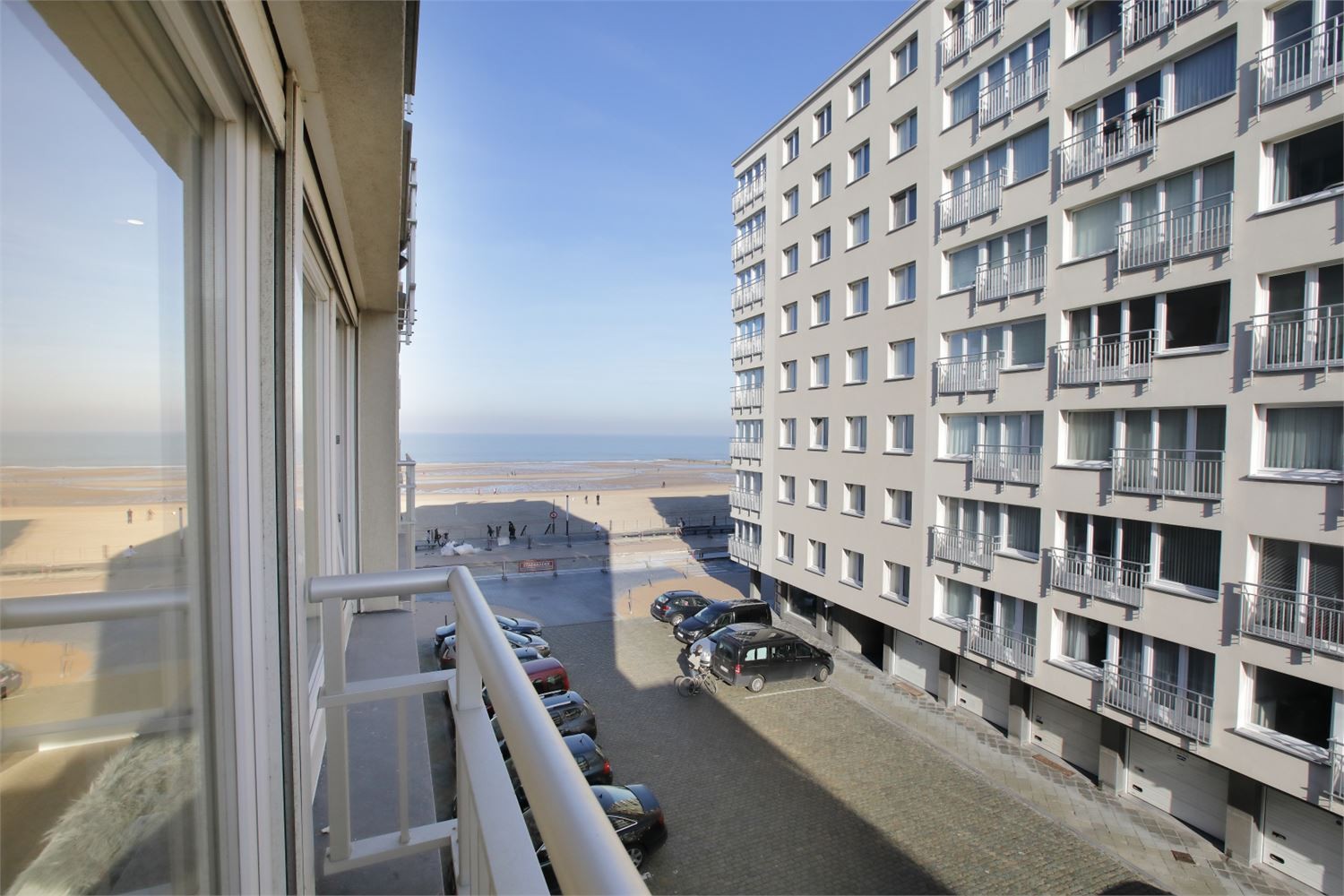 Appartement moderne avec vue mer latérale, terrasse ensoleillée et 2 chambres à Ostende - photo 3