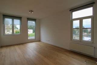 aPPARTEMENT DUPLEX A VENDRE, LIERVous pouvez certainement vivre confortablement dans cet appartement duplex rénové. Il est situé à distance de marche...