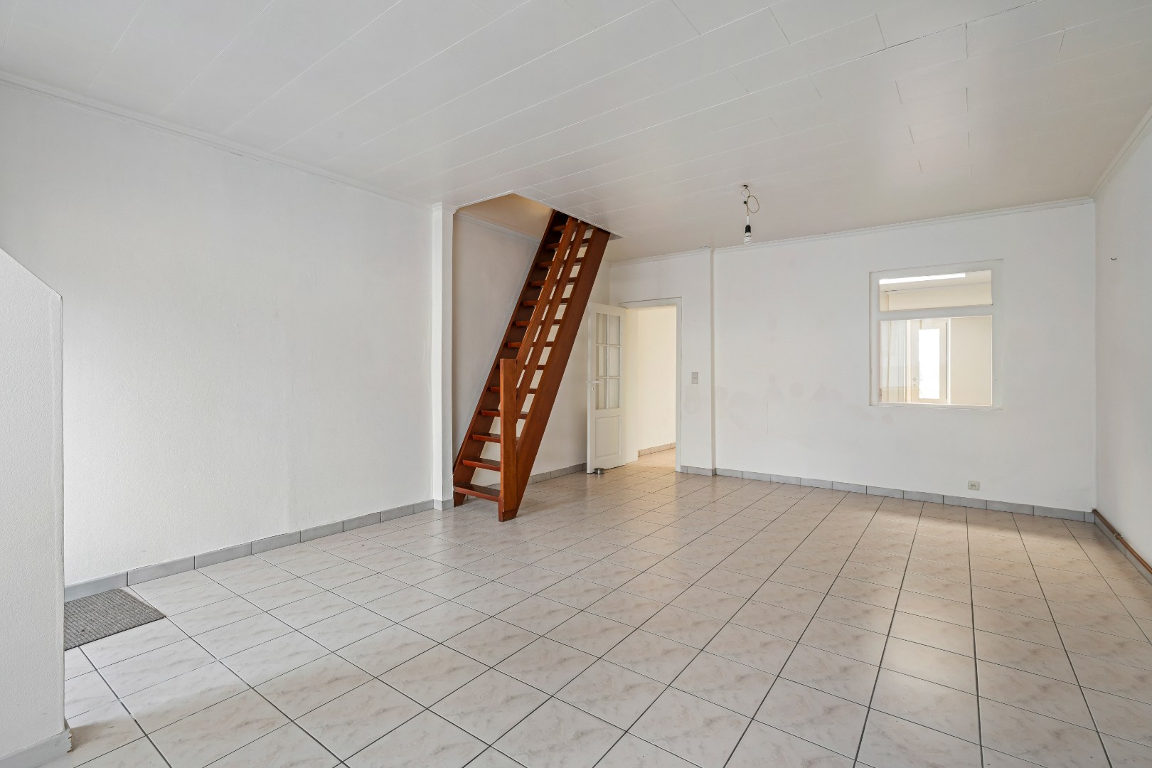 Woning met garage en toekomstmogelijkheden - foto 5