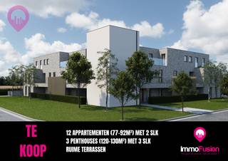 <p>NIEUW !! RESIDENTIE DE CORNER is een prachtig kleinschalig nieuwbouwproject op een zeer goede locatie (hoek Hermanslaan-Schuilstraat).</p>
<p></p>
<p>De appartementen worden volledig afgewerkt en zullen standaard voorzien zijn van vloerverwarming, warmtepomp, …</p>
<p></p>
<p>Zeer energiezuinig (e peil 20).</p>
<p></p>
<p>De residentie zal bestaan uit slechts 12 appartementen en 3 penthouses. (bruto opp van 77-123m²)</p>
<p>Fietsenberging in de kelderverdieping.</p>
<p></p>
<p><strong>Op gelijkvloers: 6 appartementen</strong></p>
<p></p>
<ul>
<li>App 1 : 91.5m²(2slk) met terras van 18m² = <strong>verkocht</strong></li>
<li>App 2 : 91m² (2slk) met terras van 23m² = 241.000 € excl kosten</li>
<li>App 3: 92m² (2slk) met terras van 18m² = 239.000 € excl kosten = <strong>In Optie</strong></li>
<li>App 4: 77m² (1 slk + buro met raam) met terras van 8.8m² = 210.000 € excl kosten</li>
<li>App 5: 91m² (2slk) met terras van 17m² = <strong>verkocht</strong></li>
<li>App 6: 91.5m²(2slk) met terras van 18m² <strong>= verkocht</strong></li>
</ul>
<p></p>
<p><strong>Op verdieping 1: 6 appartementen</strong></p>
<p><strong> </strong></p>
<ul>
<li>App 7 : 91.5m²(2slk) met terras van 18m² = <strong>verkocht</strong></li>
<li>App 8 : 91m² (2slk) met terras van 23m² = <strong>verkocht</strong></li>
<li>App 9: 92m² (2slk) met terras van 18m² = 239.000 € excl kosten</li>
<li>App 10: 77m² (1 slk + buro met raam) met terras van 8.8m² = 210.000 € excl kosten</li>
<li>App 11: 91m² (2slk) met terras van 17m² = 240.000 € excl kosten</li>
<li>App 12: 91.5m²(2slk) met terras van 18m² = <strong>verkocht</strong></li>
</ul>
<p><strong> </strong></p>
<p><strong>Op verdieping 2: 3 penthouses met 3 slk </strong></p>
<p><strong> </strong></p>
<ul>
<li>App 13 : 120 m²(3slk) met terras van 33 m² = <strong>verkocht</strong></li>
<li>App 14 : 123m² (2slk) met terras van 24 m² = <strong>verkocht</strong></li>
<li>App 15 : 120 m² (3slk) met terras van 33 m² = <strong>verkocht</strong></li>
</ul>
<p><strong> </strong></p>
<p><strong>OPM</strong>: Parkings met bergingen zijn voorzien in kelderverdieping.</p>
<p>Deze zijn <u>niet inbegrepen in de prijs</u> zoals hierboven vermeld en zijn verplicht bij aan te kopen.</p>
<p>Prijs 1 parking met kelderberging (voor app 1 tem 12): 25.000 € excl kosten</p>
<p>Prijs 2 ondergrondse parkings met 1 kelderberging voor de penthouses 13 tem 15: 35.000 € excl kosten.<br /><br />Interesse in dit prachtig nieuwbouwproject? Contacteer ons op 089 206 111 of office@immofusion.be <br /><br /><br /></p>
