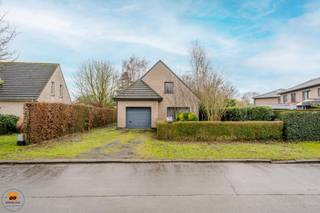 In één van de residentiële woonwijken nabij het centrum van Evergem, de Fazantenstraat, kunt u wonen in een rust en stilte maar toch nabij tal...