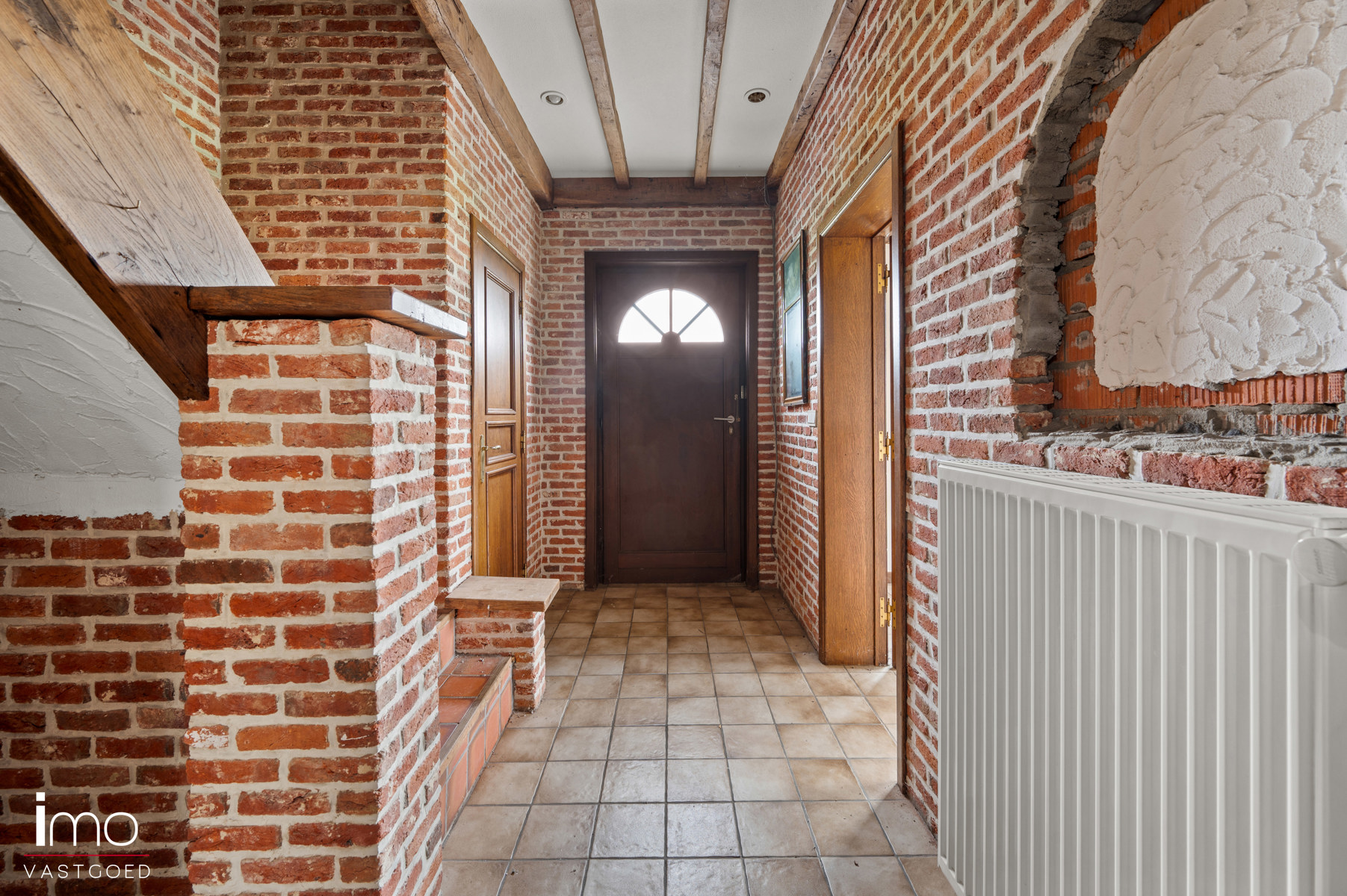 Vrijstaande niet-vergunde woning in agrarisch gebied. - foto 4