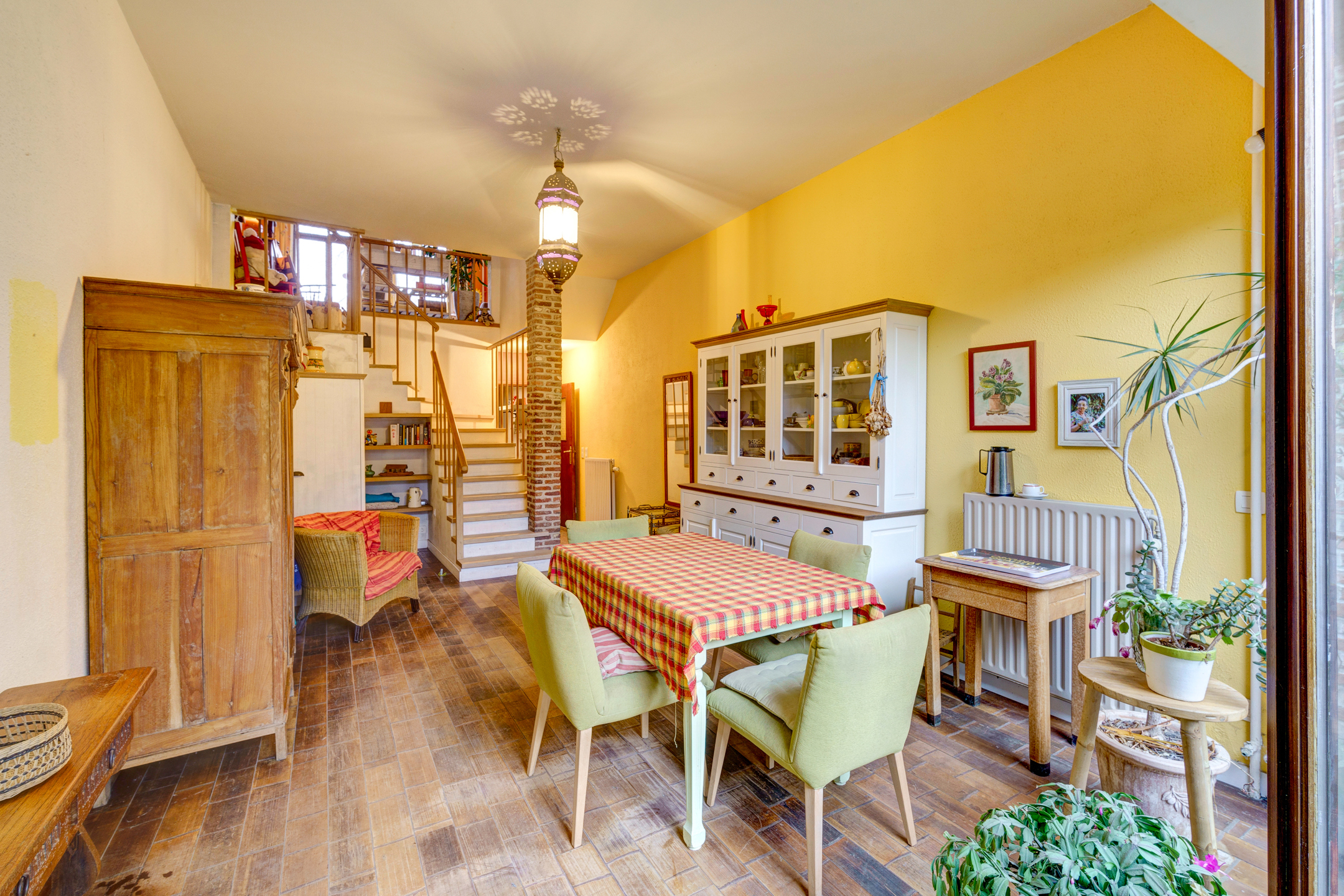 Karaktervolle woning met 4 slaapkamers en garage in MECHELEN - foto 2