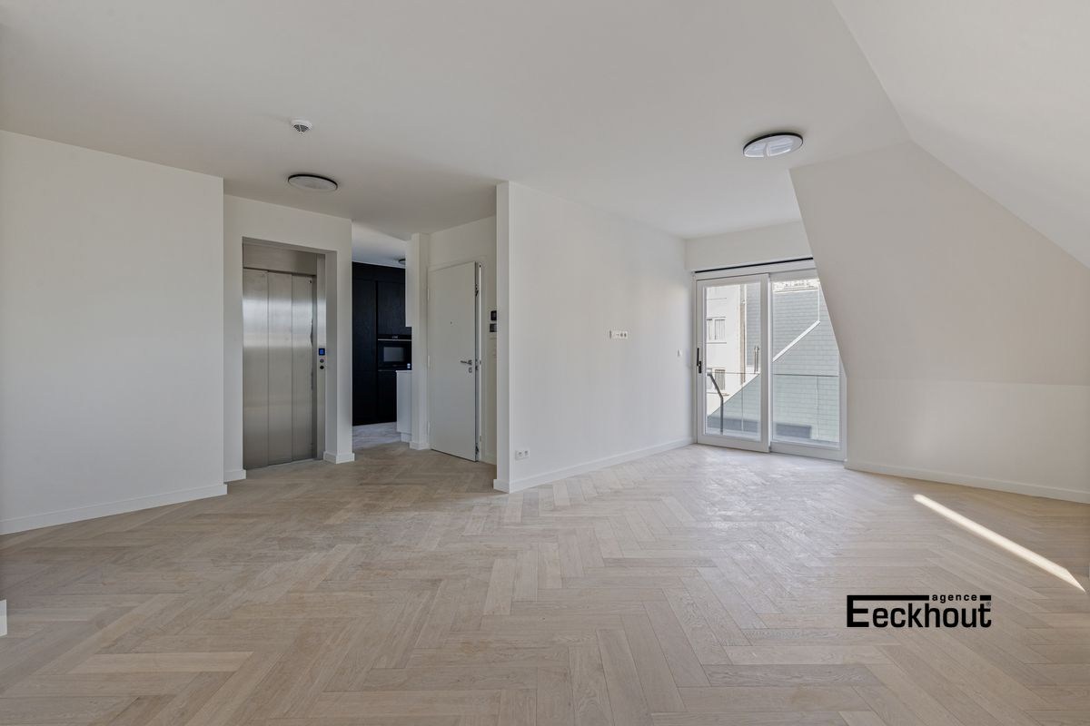 Sublieme penthouse in standingvolle residentie Derycker in hartje Oostende - foto 3