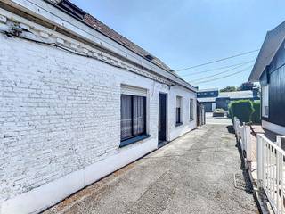 OPSLAGRUIMTE TE KOOP NABIJ HET STERREBOS – RUMBEKE (ROESELARE)127M² TOTALE OPPERVLAKTE – IDEAAL VOOR OPSLAG, STALLING OF VOORRAADBEHEER UITERMATE...