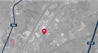 Uitzonderlijk, industrieterrein te koop met een oppervlakte van 1.870 m².Uitstekend gelegen op 2,5 km van de E19 op- en afrit Beersel met een vlotte...