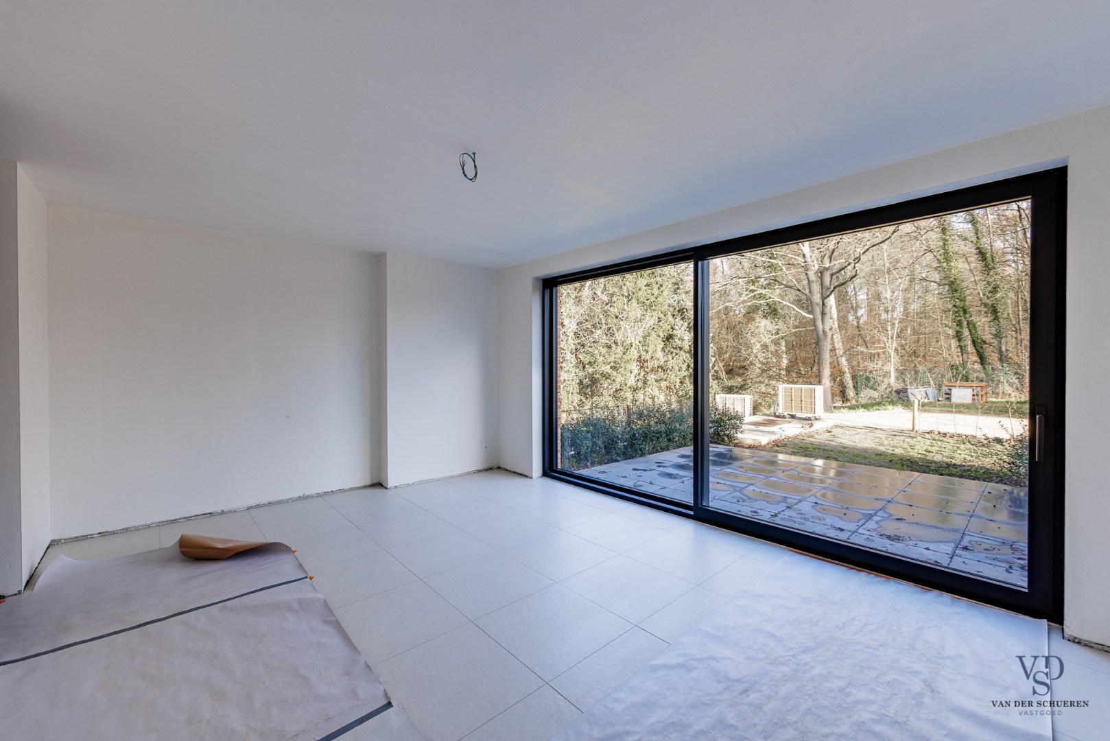 Landelijke nieuwbouwwoning in hartje Dikkelvenne. - foto 3