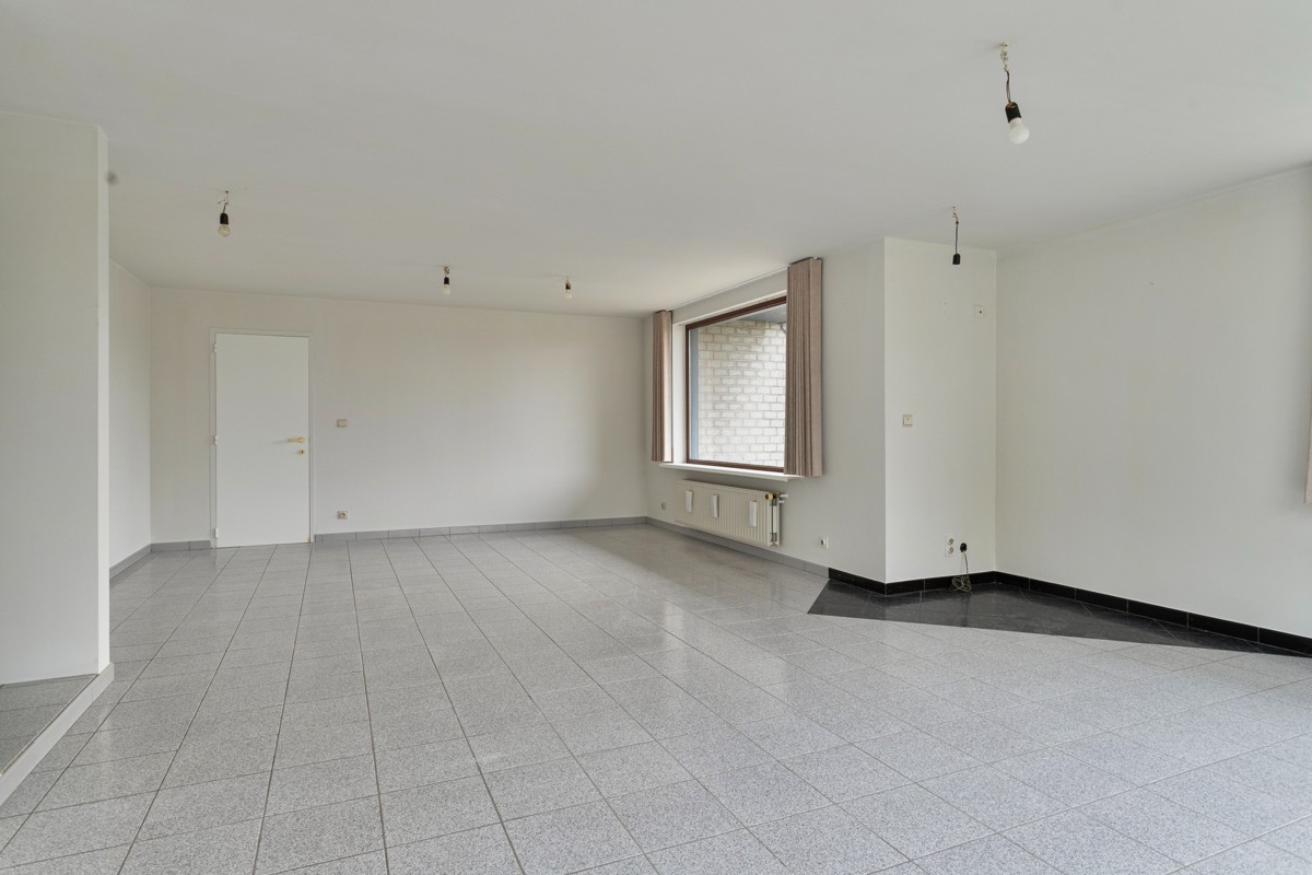 Ruime woning met thuiskantoor te Lendelede - foto 4