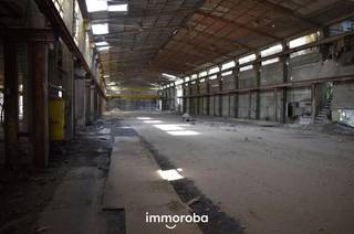 Commercial for rent in Waregem