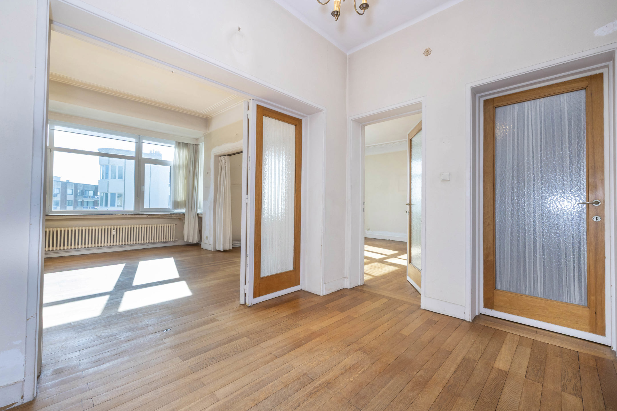 Ruim luxe appartement te gerenoveren - foto 4