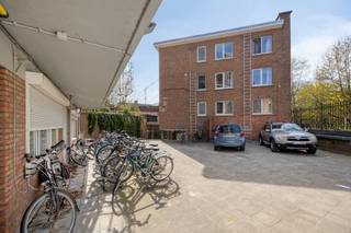 Heb je interesse en wil jij als eerste de kans grijpen om deze aantrekkelijke studio te ontdekken? We trappen onze verkoop af met een...