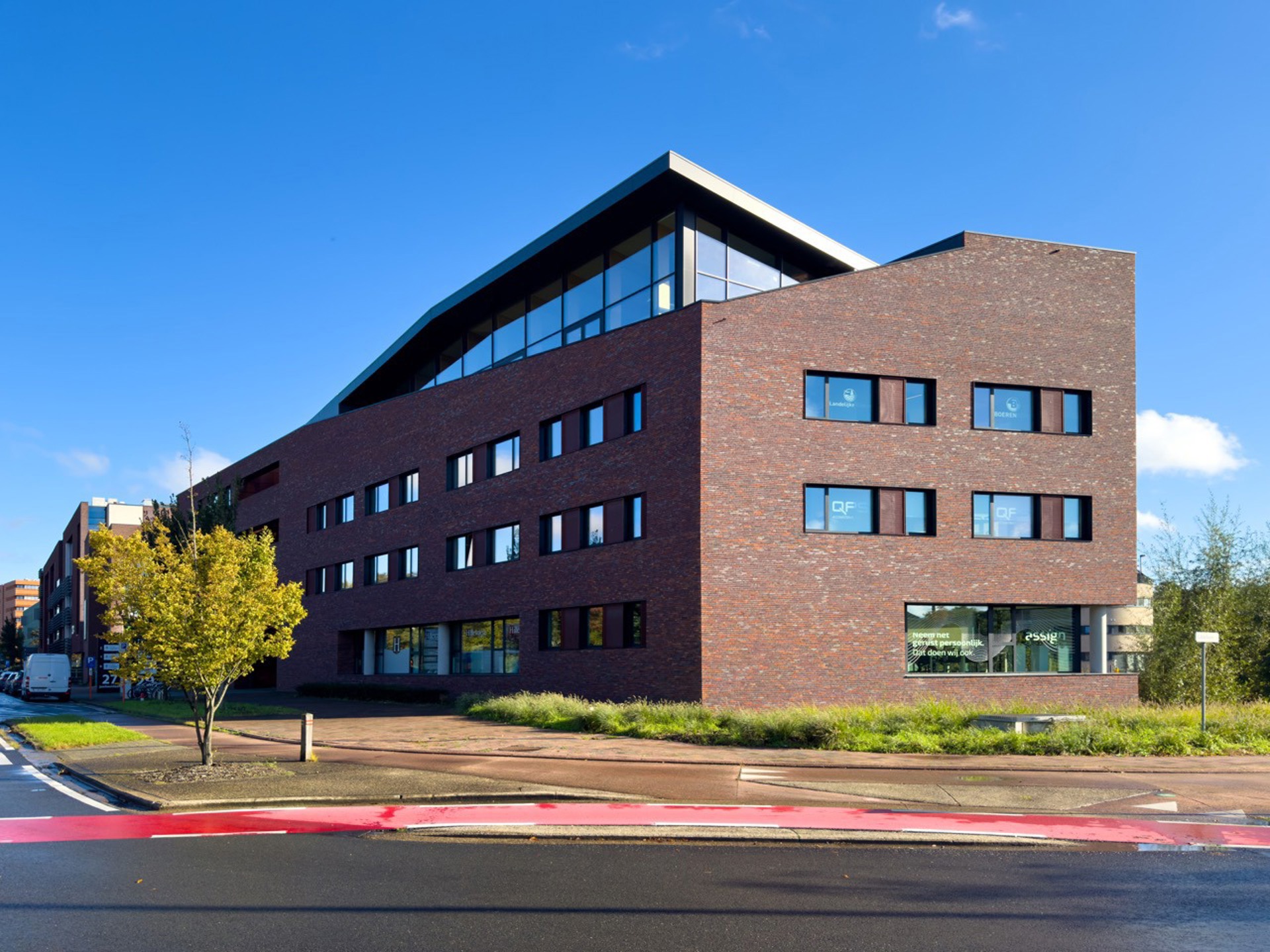 Bovenste verdieping van kantoorgebouw te koop in Genk - foto 5