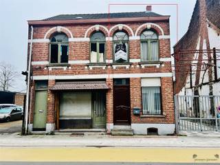 Propriété entièrement à rénover au cœur de Rupelmonde - Projet d'investissement idéalDans le centre de Rupelmonde, vous trouverez cette propriété de...