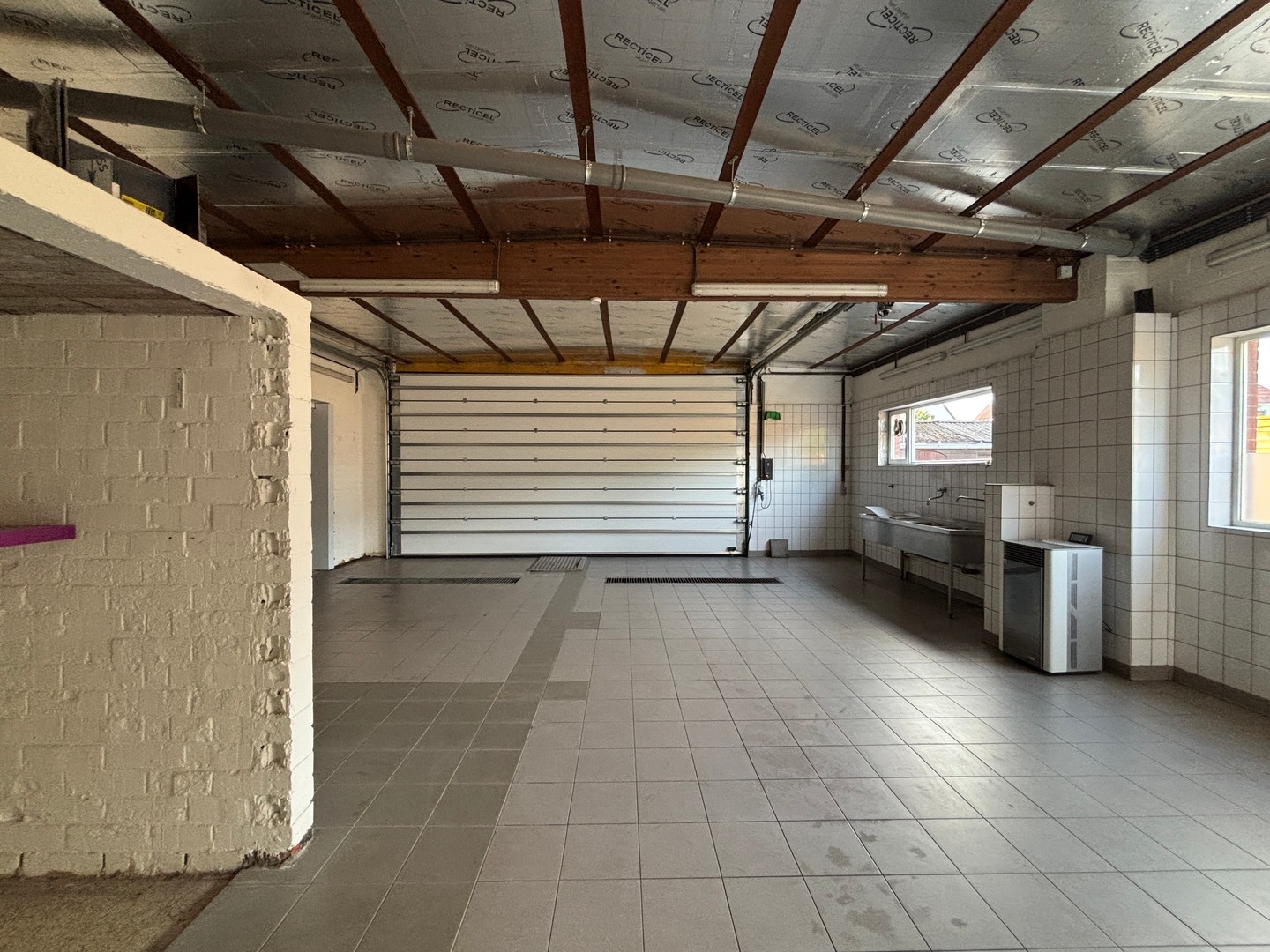 Magazijn 80 m² met parkeergelegenheid voor de loods - foto 5