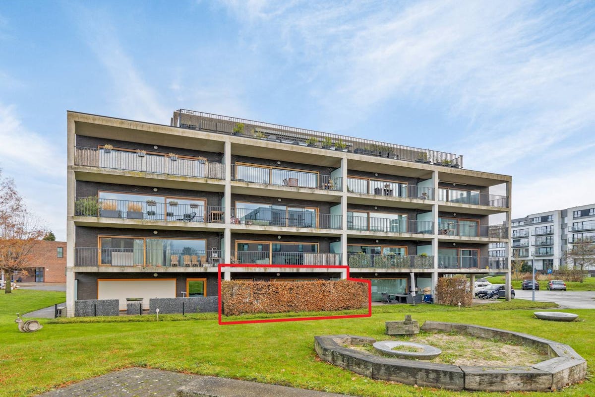 Recent appartement met terras en tuin nabij Damse Vaart in Brugge - foto 1