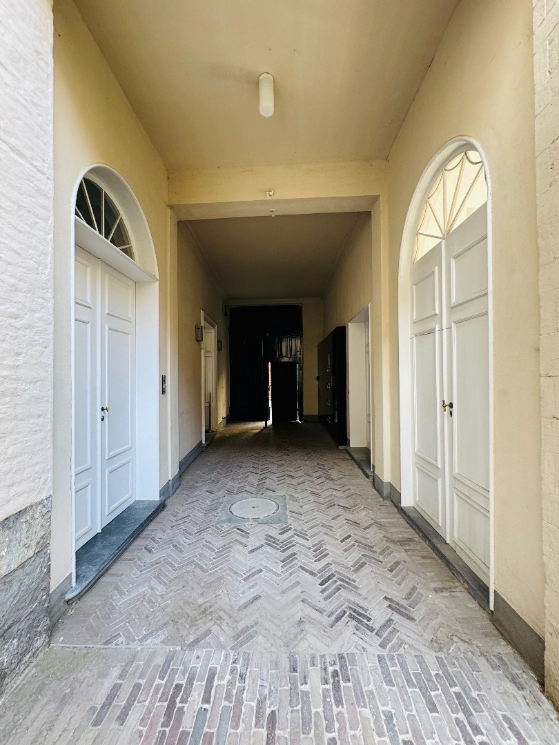 Karaktervol duplex-appartement met 2 slaapkamers en dakterras - foto 5