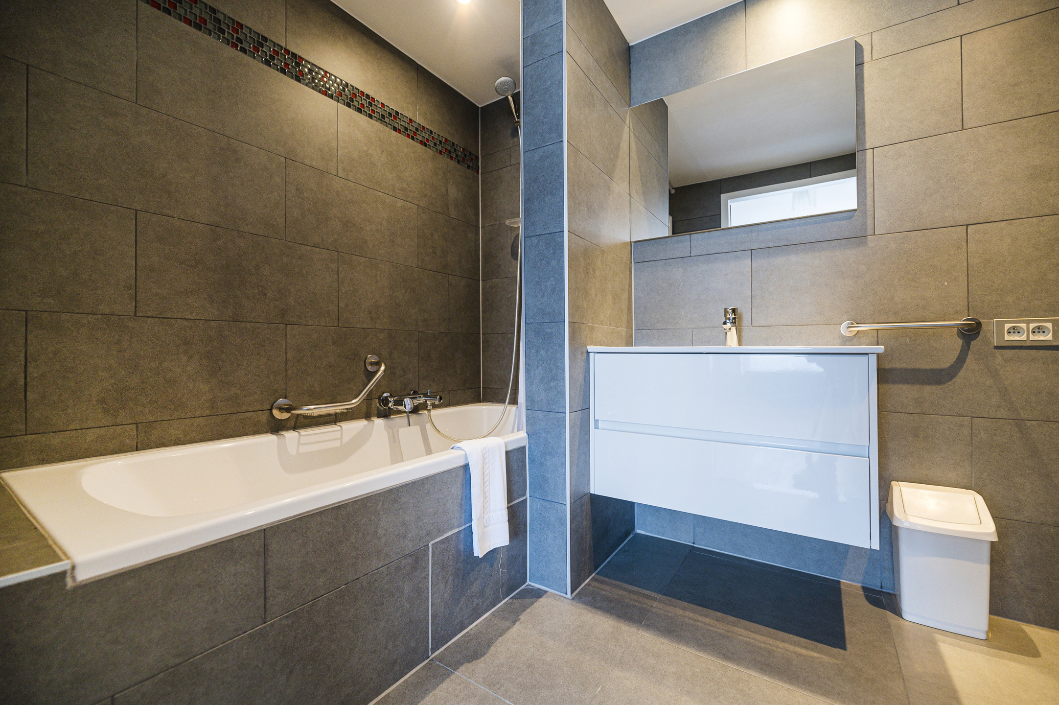 Infos en bez. : David Maes - dmaes@trevi.be - foto 5