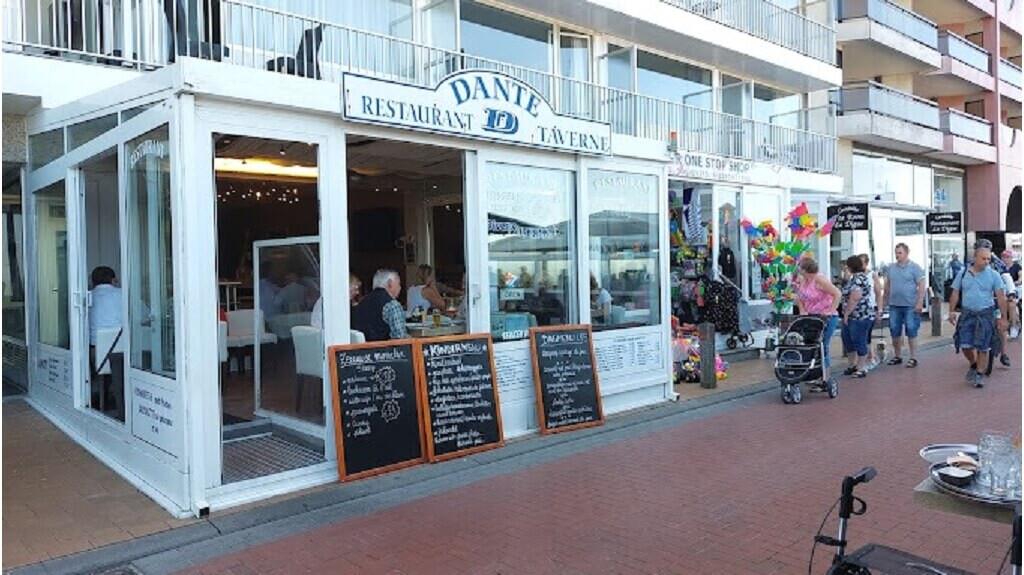 Horecapand met Terras op de Zeedijk te koop in Blankenberge - foto 1