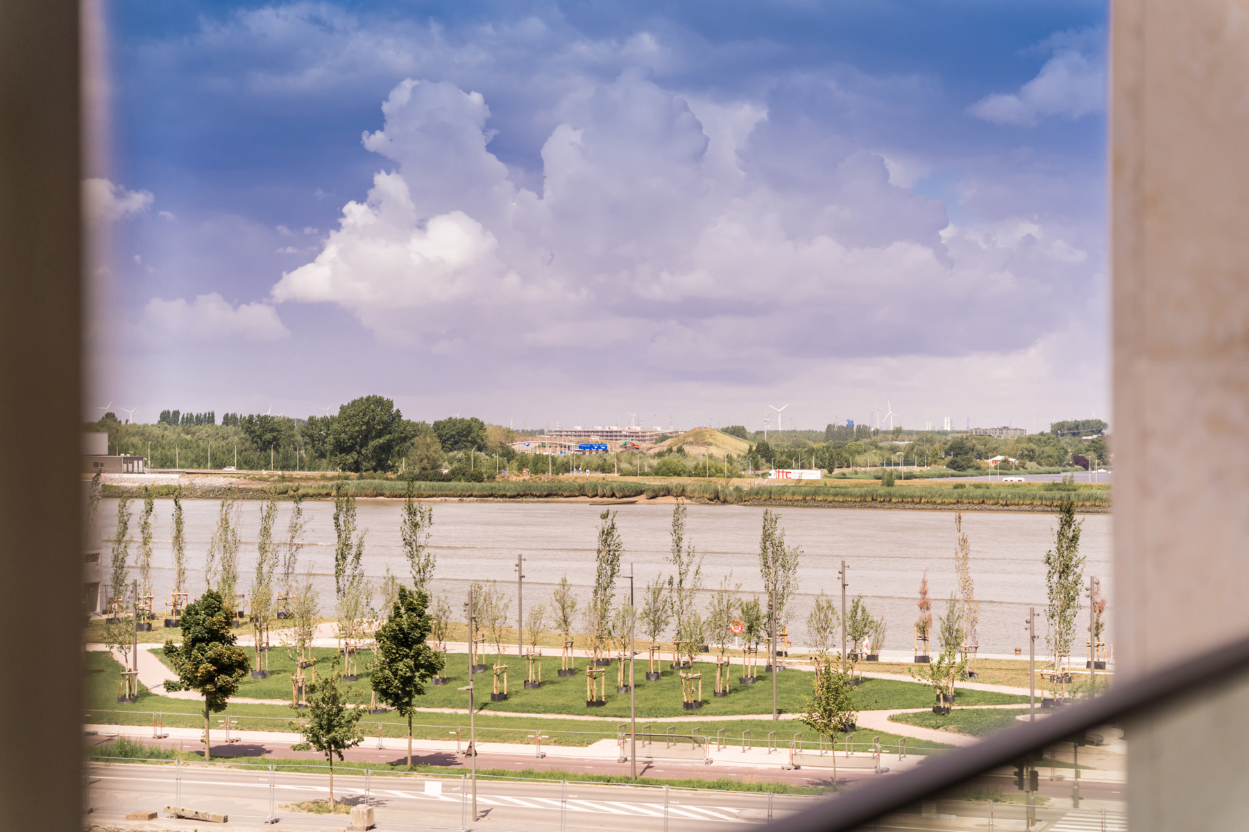 Nieuw-Zuid - Instapklaar appartement met zicht op de Schelde - foto 2