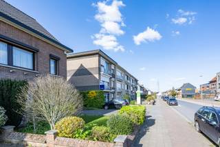 Deze grote halfopen bebouwing biedt een zee aan ruimte en is ideaal gelegen in Schelle. Op wandelafstand van scholen, winkels en openbaar...