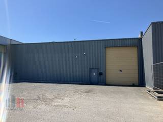 Instapklare KMO-unit van 399 m² te huur in Borgerhout, op een strategische locatie vlak bij het knooppunt Antwerpen-Oost en met zichtbaarheid vanaf...