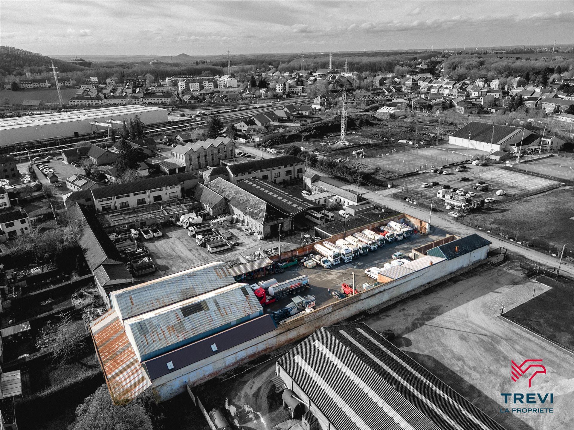 Commercieel te koop in Chapelle-Lez-Herlaimont met 4 slaapkamers - foto 4