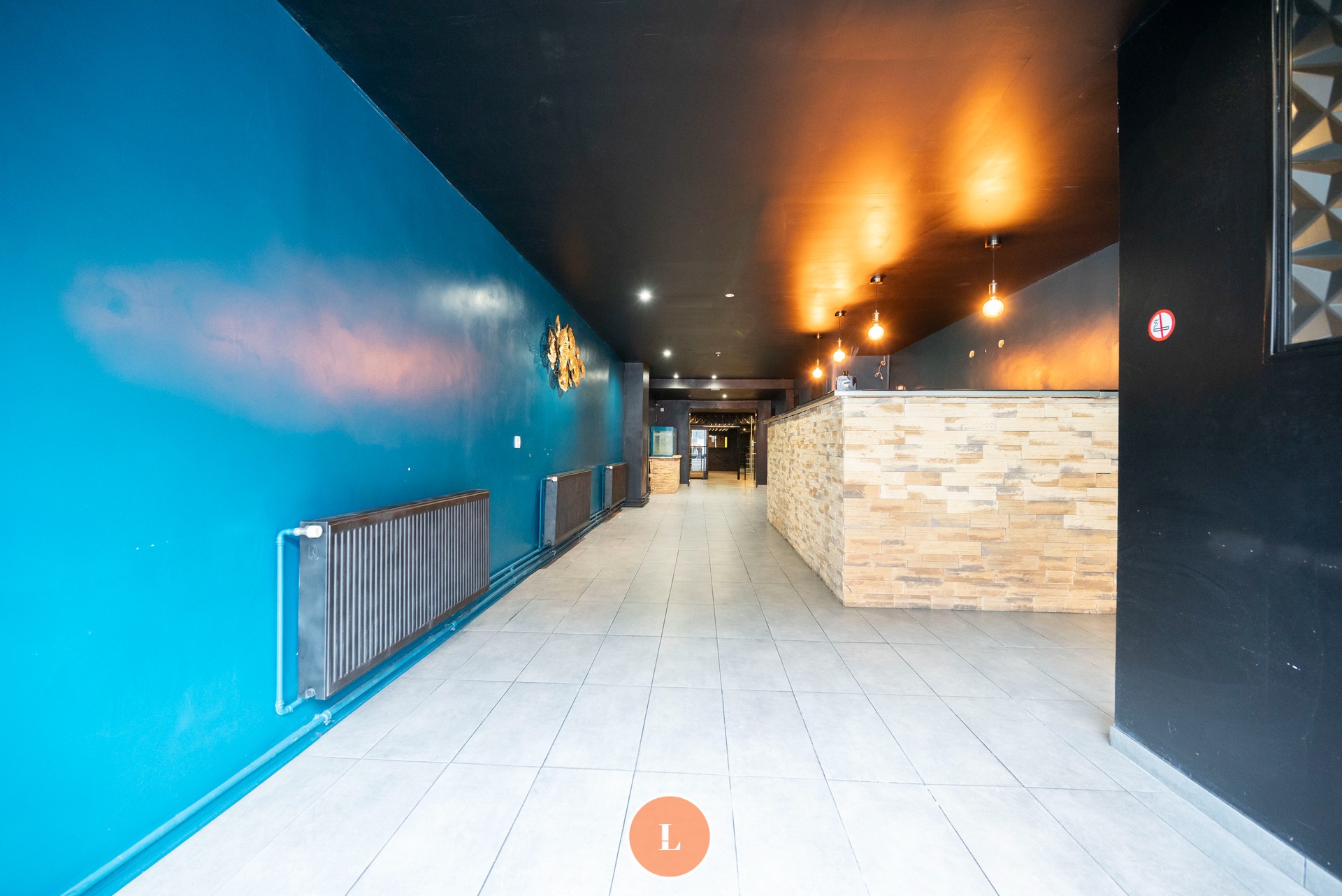 Centraal gelegen handelspand voor gemengd gebruik met uitweg! - photo 2