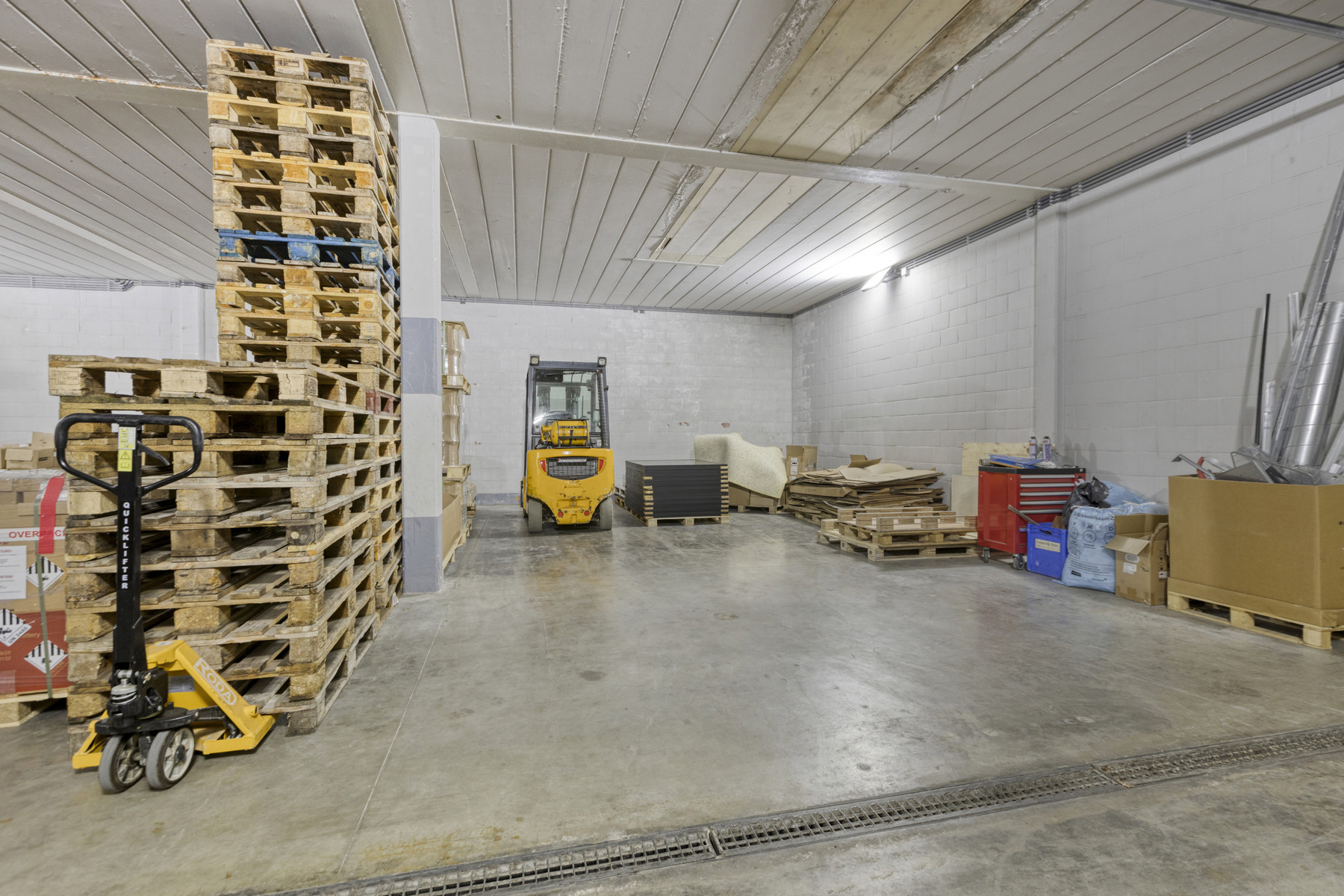 Moderne opslagloods te huur op toplocatie nabij de autosnelweg - foto 5