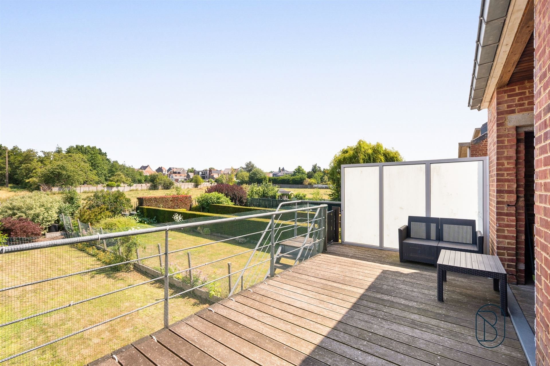 Instapklare bel-etagewoning met aangename tuin en 5 SLK! - foto 4