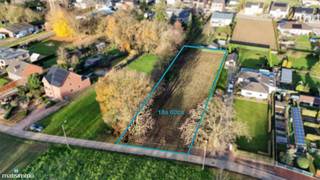 RUIME BOUWGROND VAN 18A 60CA VOOR OPEN BEBOUWING TE LANAKEN*** Bekijkt U deze bouwgrond via een aanverwante website? Surf dan...