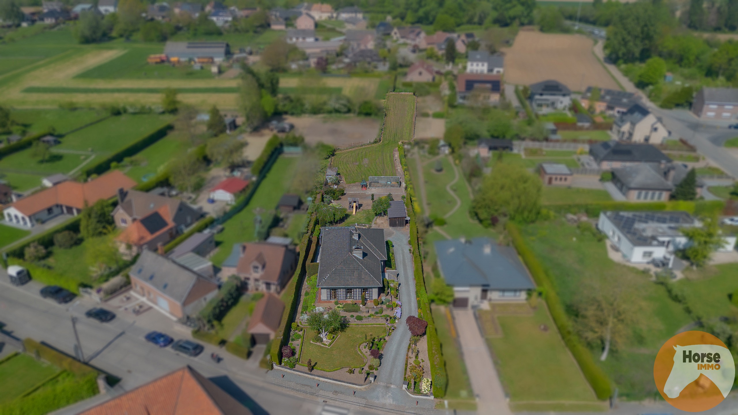VLIERZELE -Open bebouwing op 25are met ruime kelder & zolder - foto 3