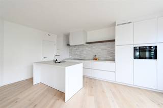 Nieuwbouwappartement met 3 slaapkamers op toplocatie tussen Mortsel en Berchem.Dit appartement van 130m² is gelegen in het...