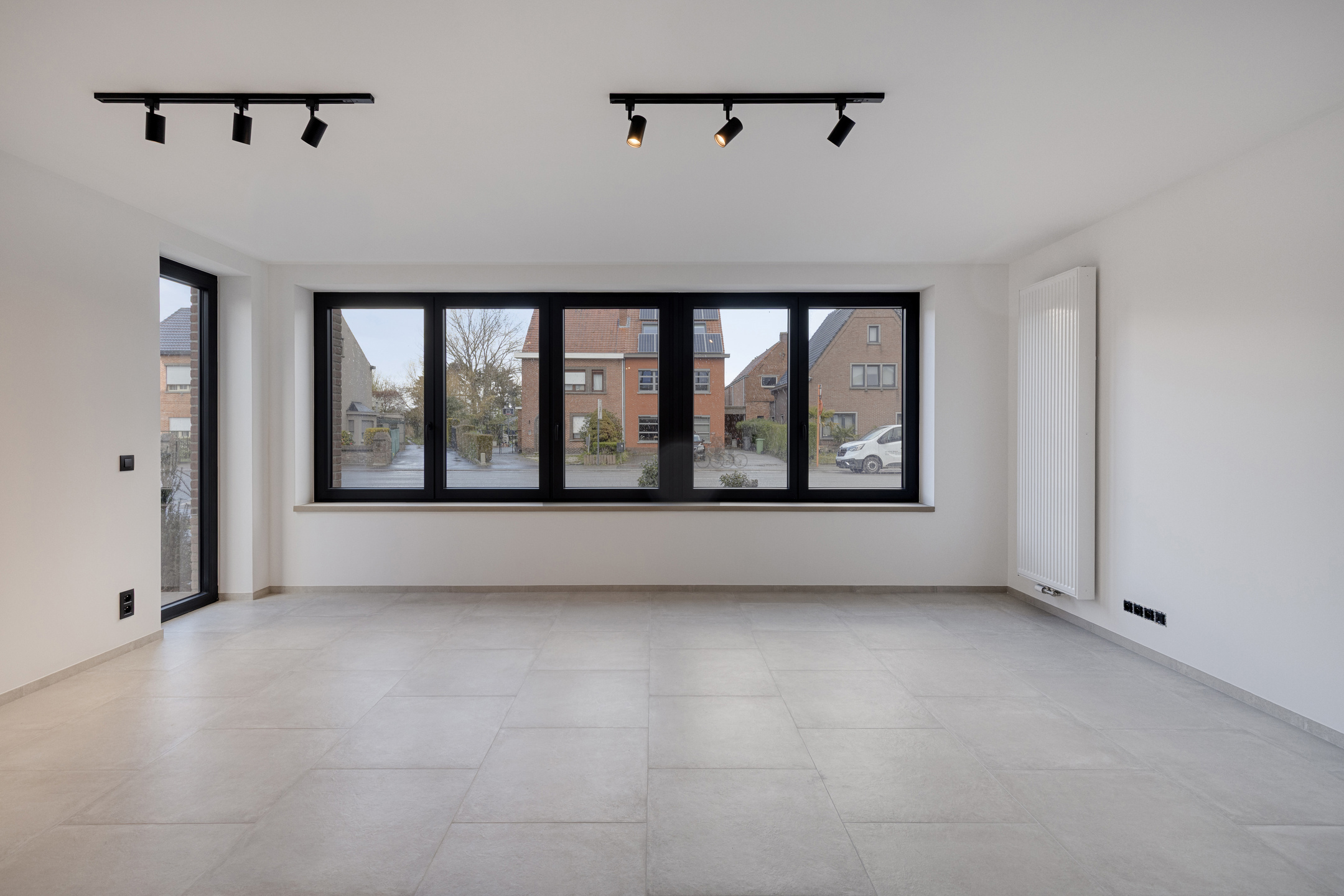 Gerenoveerde, energiezuinig appartement met 2 slaapkamers. - foto 4