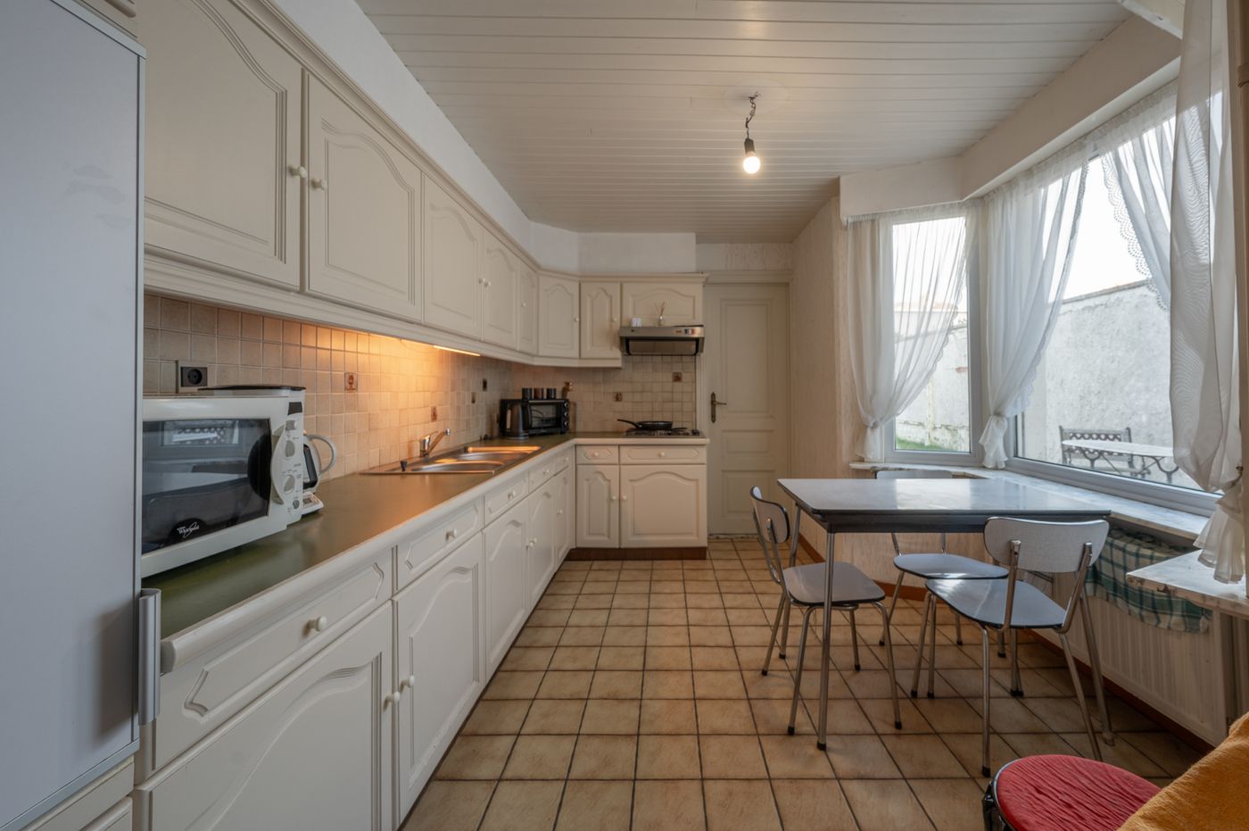 Charmante woning met 3 slaapkamers en zonnige tuin in Bredene nabij Spuikom - photo 4