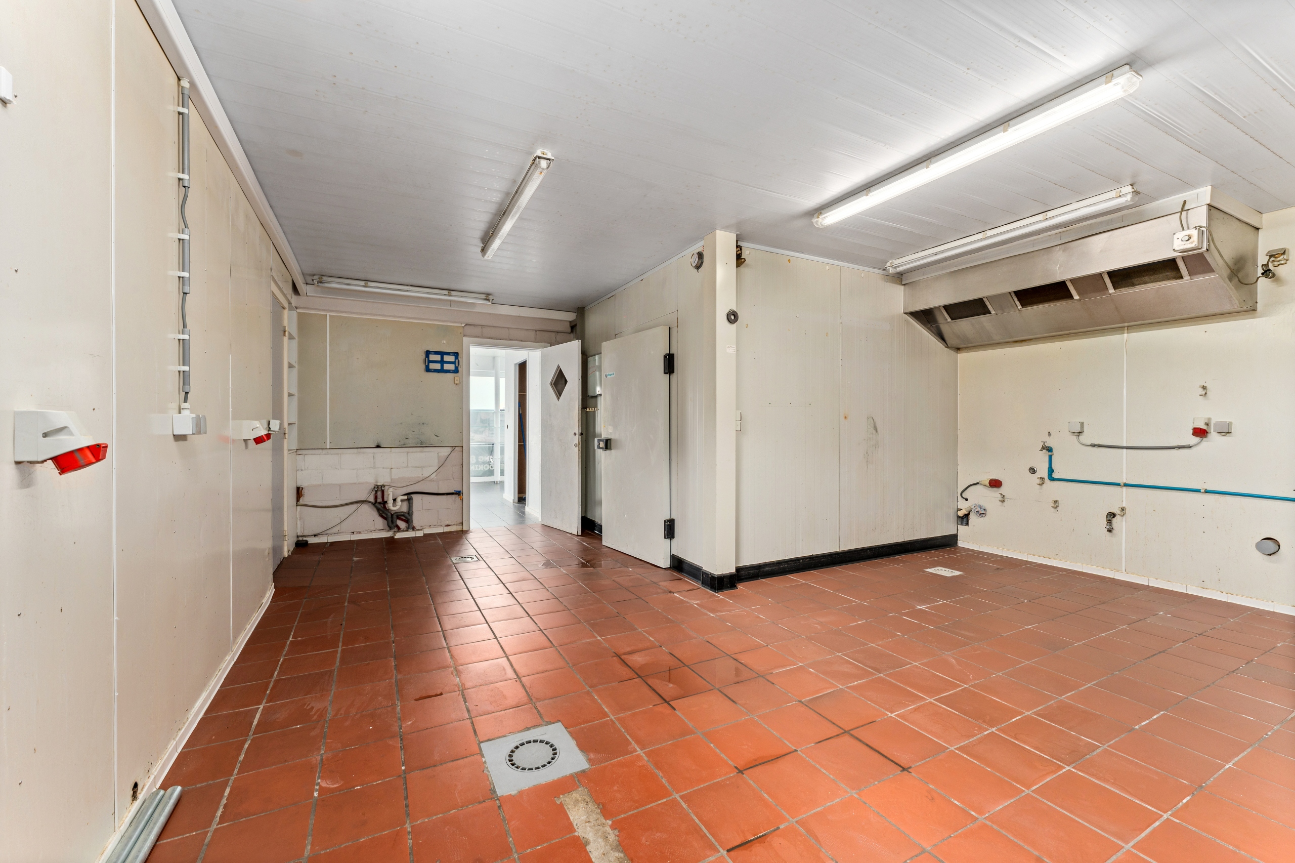 Commercial for sale in Deerlijk with 3 bedrooms - photo 5