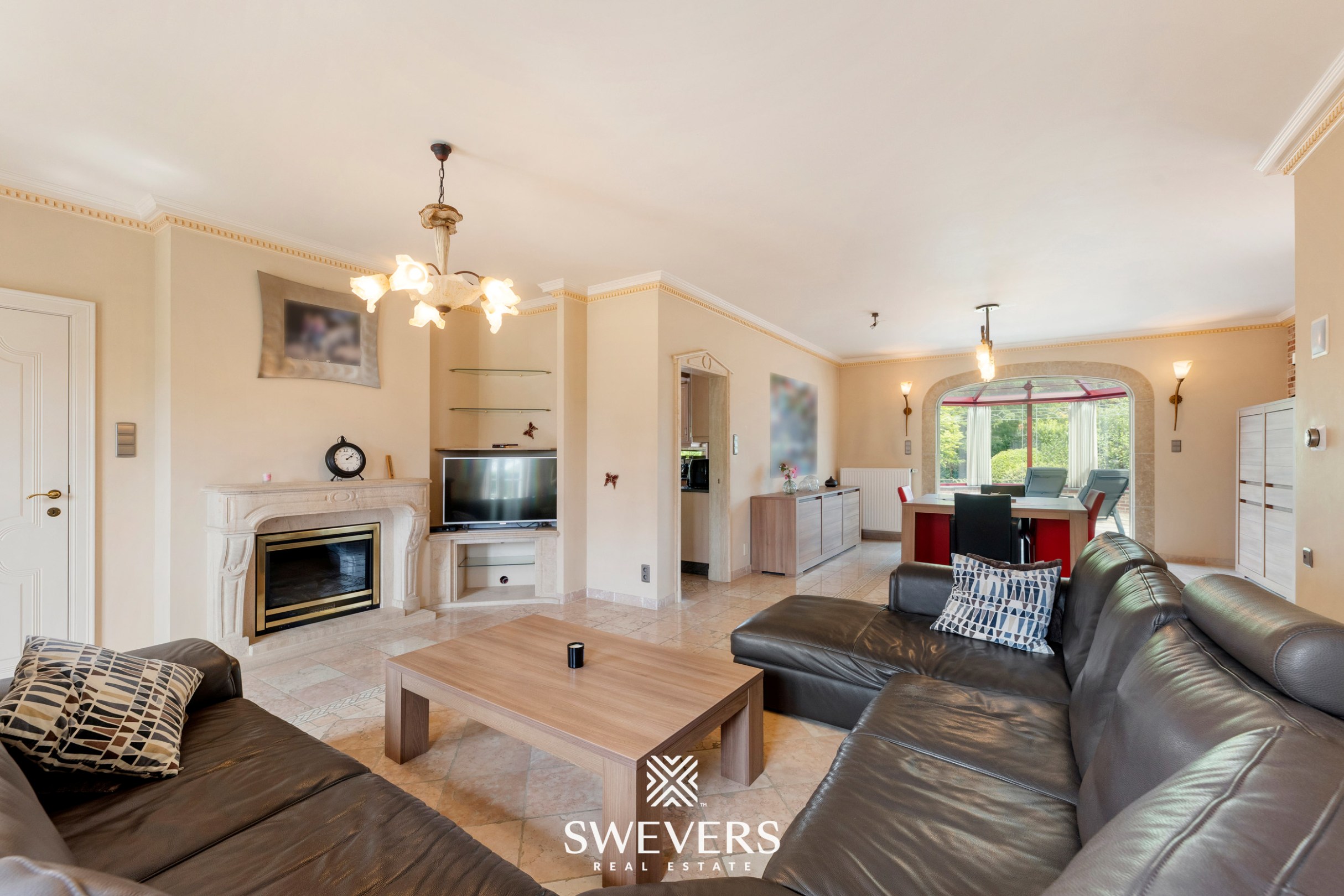 Ruime en instapklare villa met 5 slaapkamers op een perceel van 22a 96ca - foto 5