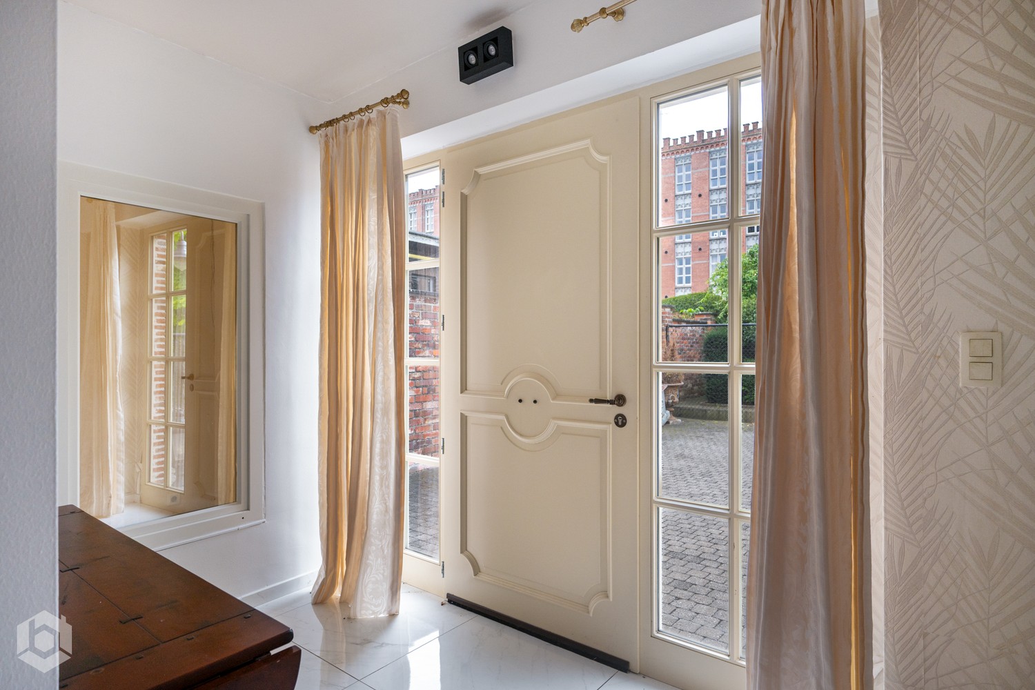 Zeer ruime kangoeroe-woning met achterliggend commerciële units met uitbereidingsmogelijkheden (KMO bestemming: ong.19a) - foto 5