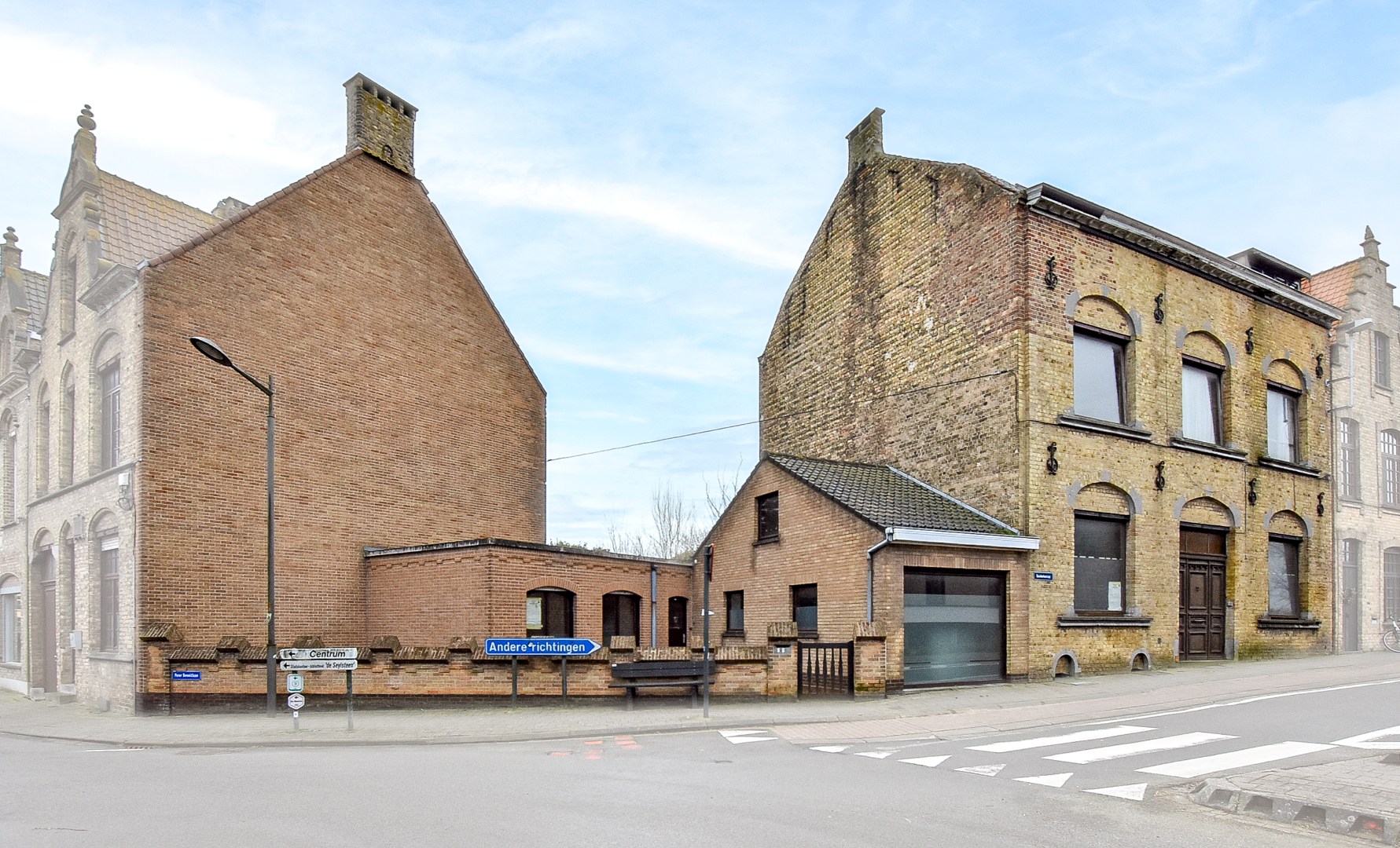 Maison à vendre à Furnes avec 6 chambres - photo 1