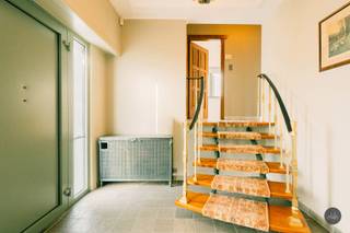 Voor meer info van deze woning of een gratis waardebepaling van je eigen woning: jordi.broes@homixx.be of 016/199.340Op een rustige en tegelijk...