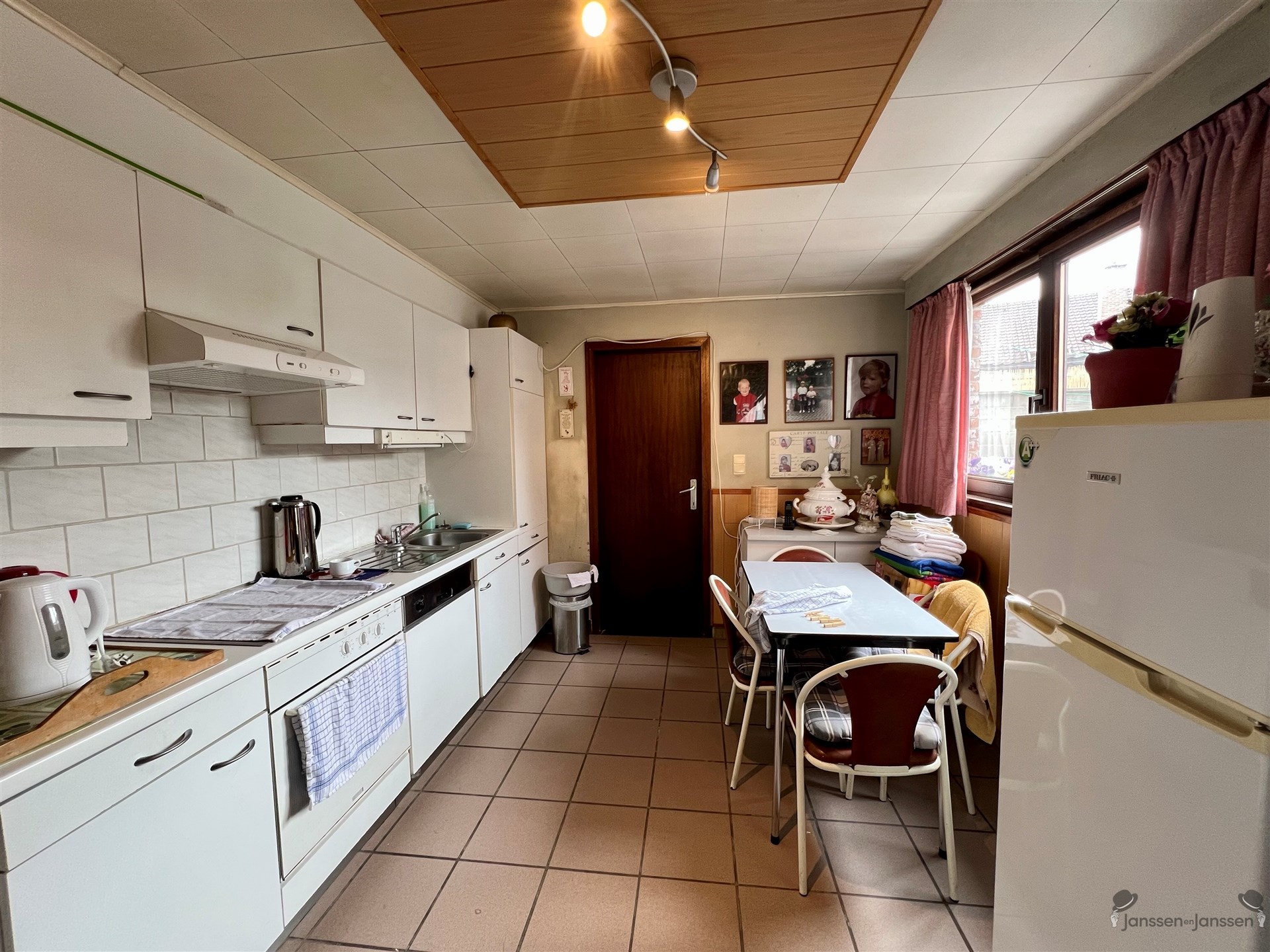 family house - photo 5