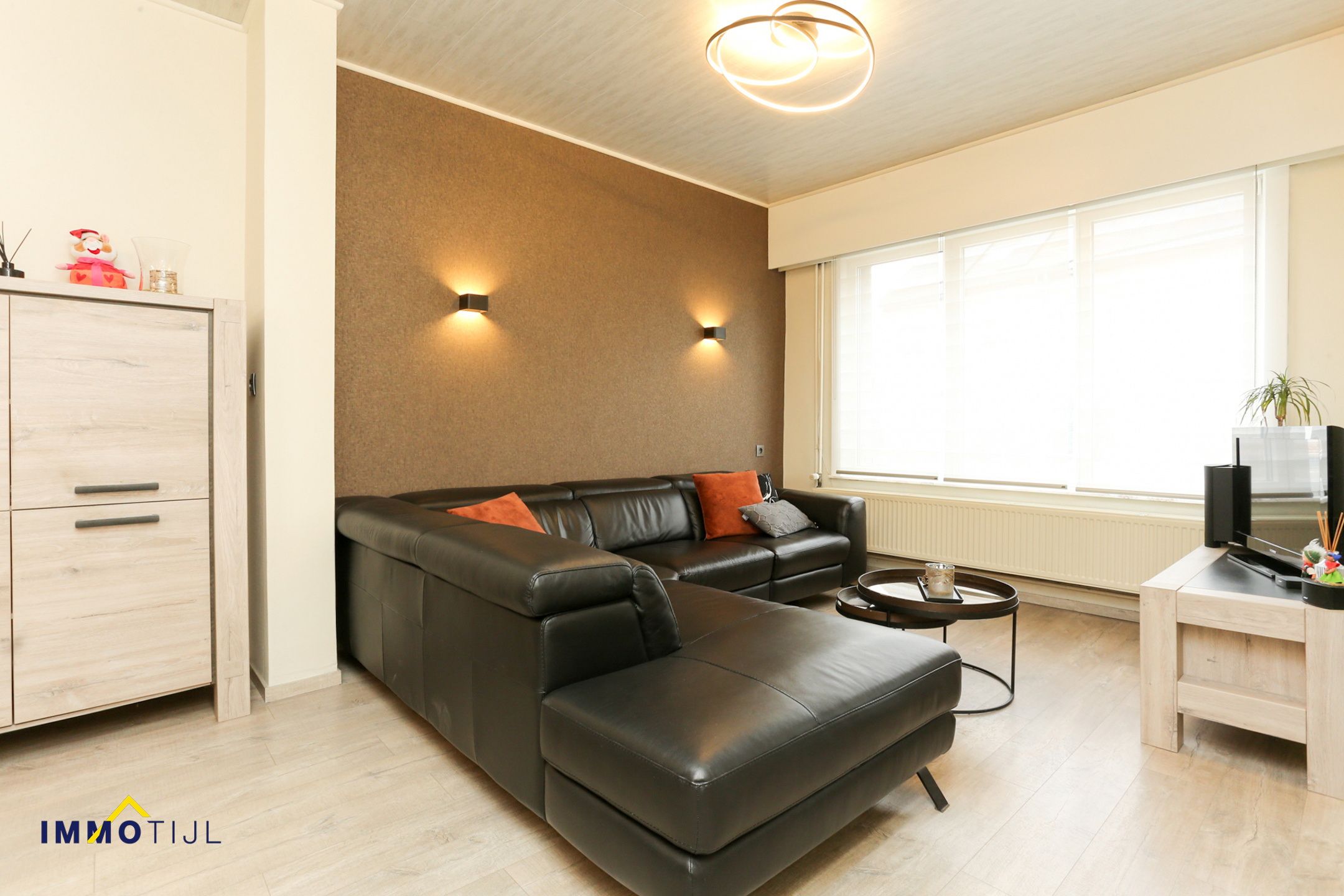 Instapklare woning met 4 slpk, garage en tuin in Buggenhout! - foto 5