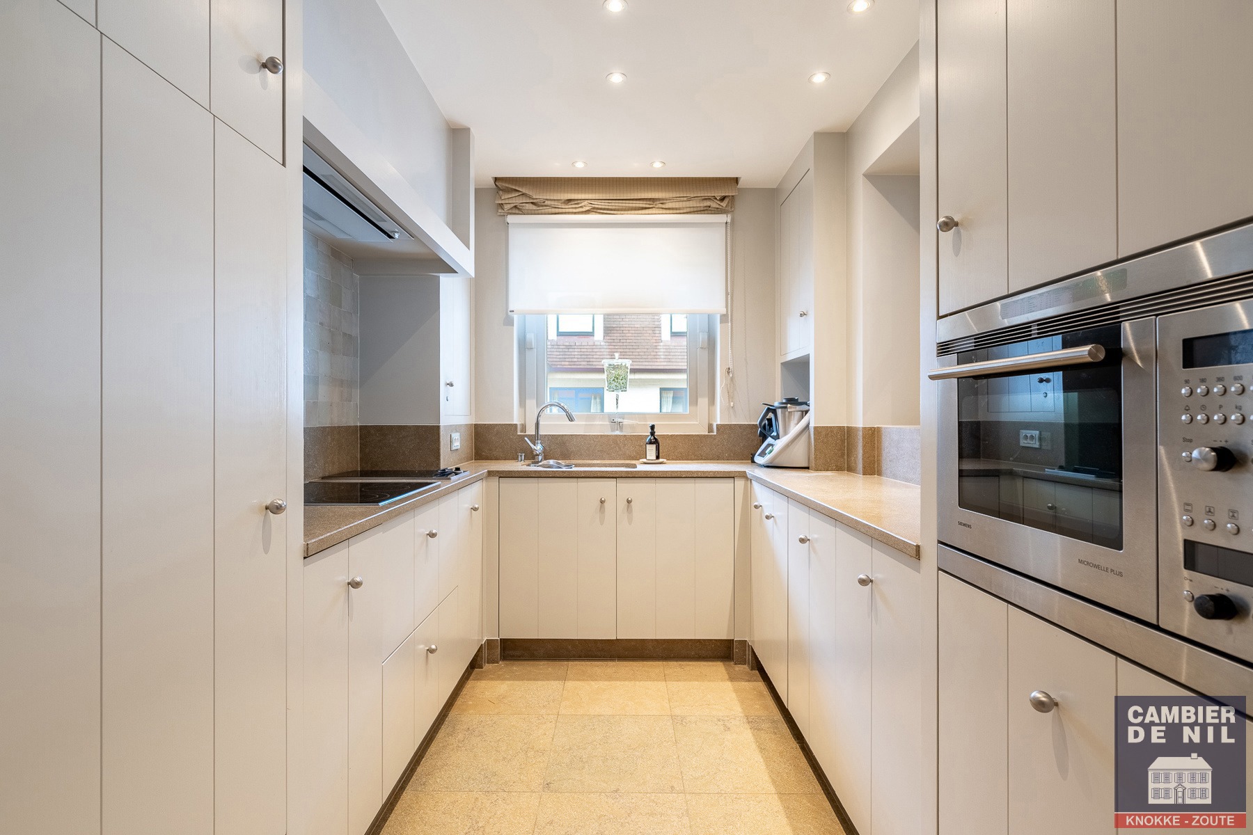 Apartment for rent in Knokke-Heist with 3 bedrooms - photo 3