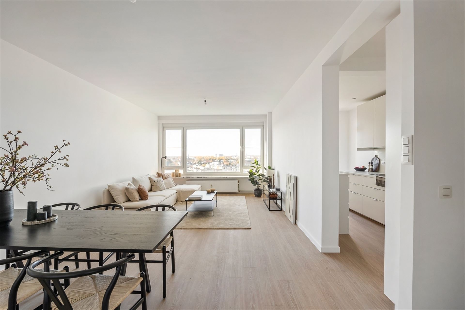 Gerenoveerd appartement met panoramisch uitzicht - foto 4