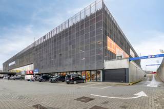 Magazijn te huur in Oostende – ca. 810 m² opslagruimte op strategische locatieBent u op zoek naar een ruim magazijn te huur in Oostende? Deze moderne...