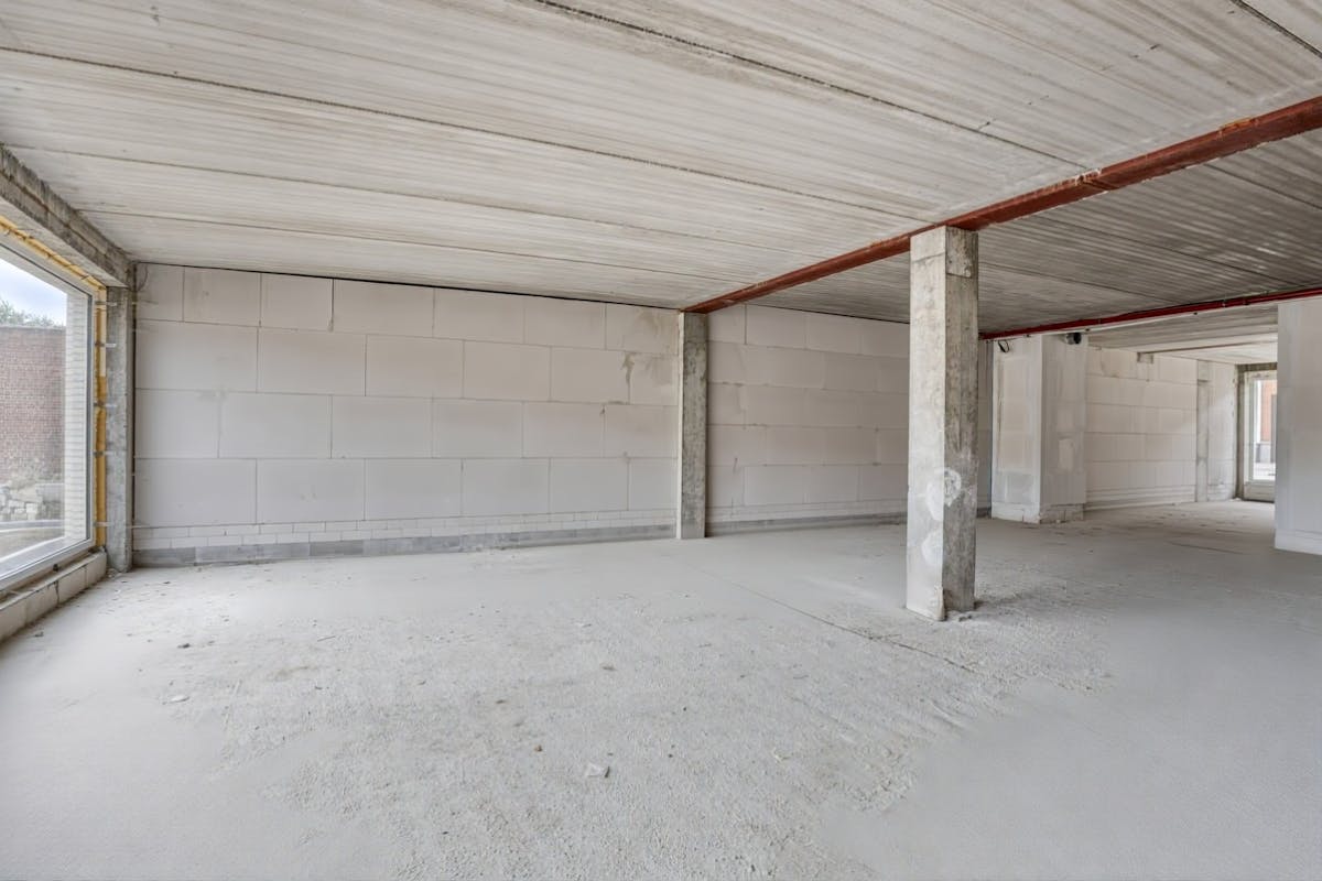 Kantoor van ca. 155 m² op centrale ligging in Ieper - foto 2
