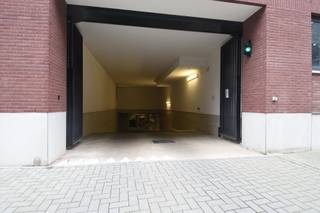 Staanplaats te huur aan residentie Academie in de ondergrondse parking (-1) te Baron Frans du Fourstraat in Turnhout op wandel afstand van de...