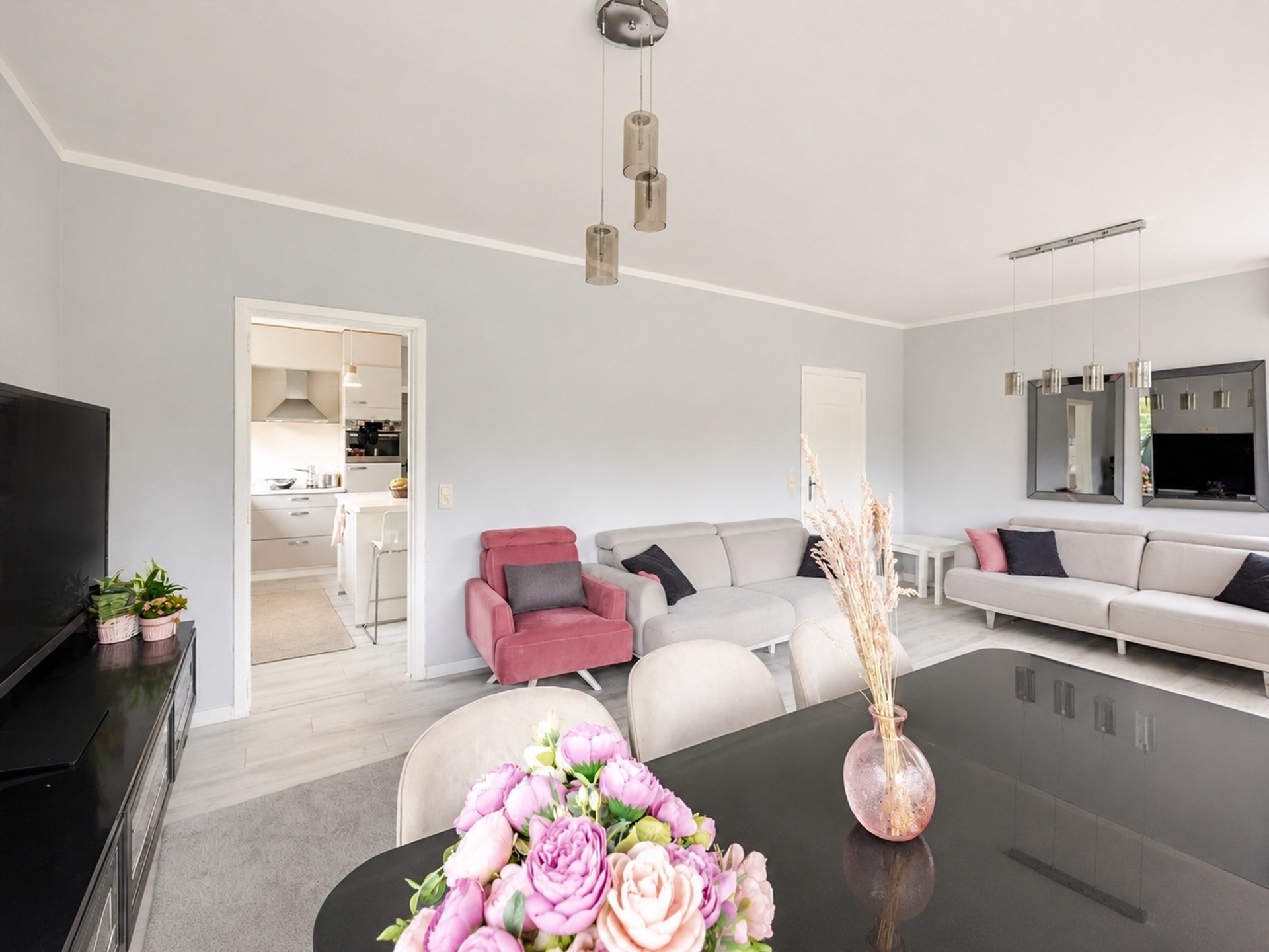 Woning met 3 slaapkamers, garage en tuin te Zingem(Kruisem) - foto 5