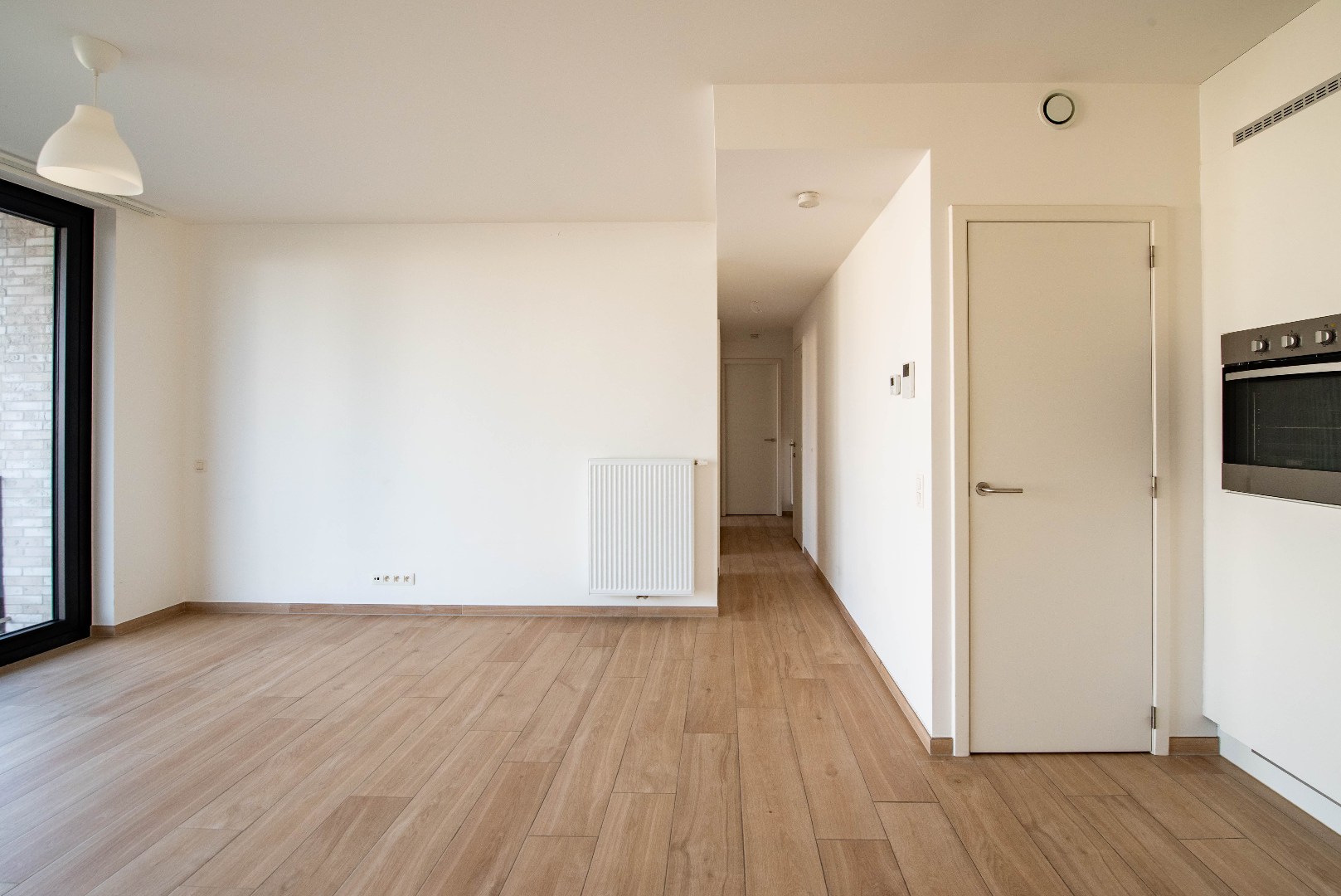 Twee slaapkamer appartement met terras - foto 3